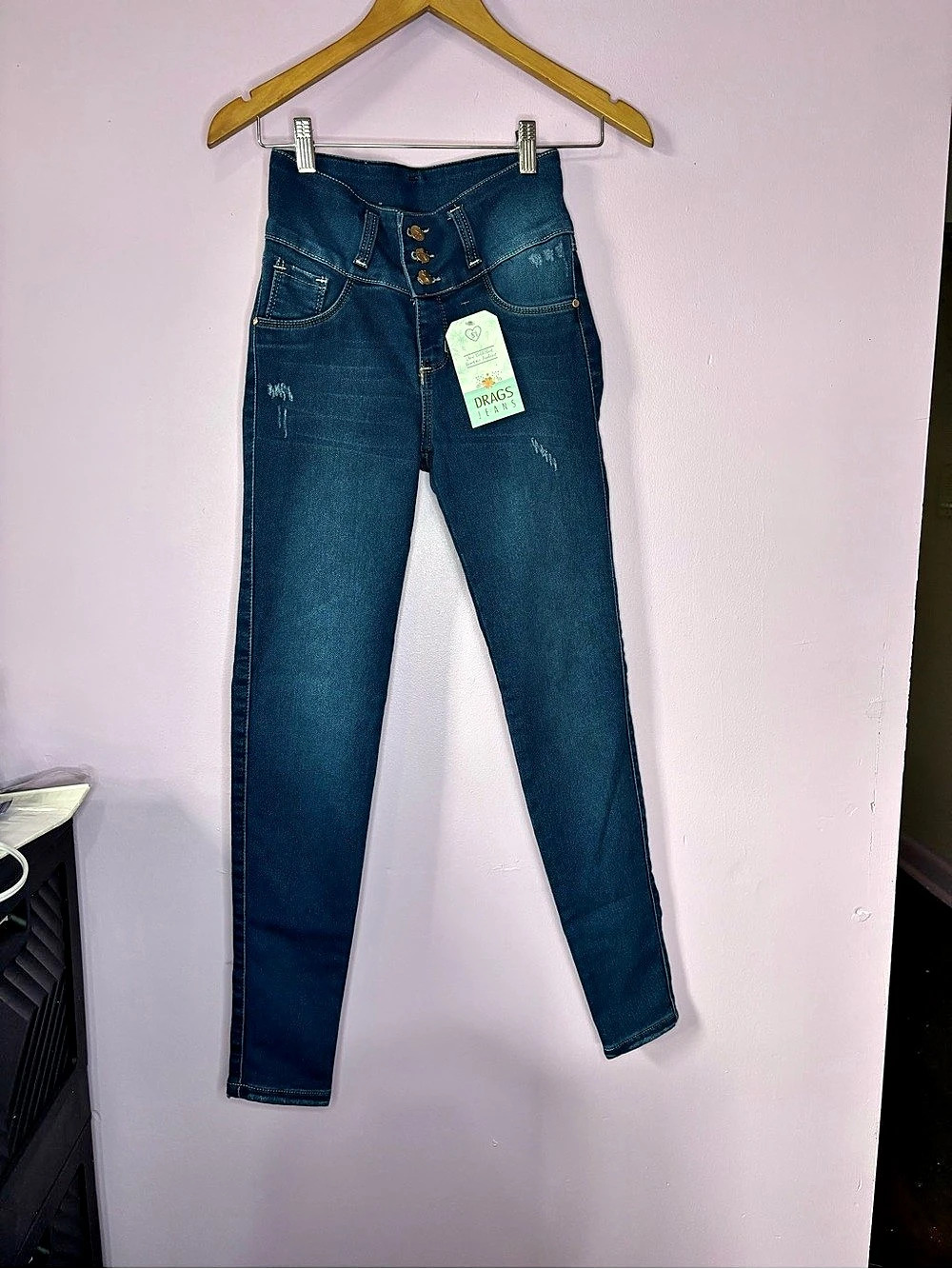Drags Skinny Jeans in Blue NWT